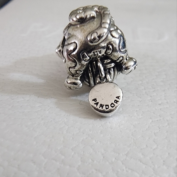 Pandora Kitten & Yarn Ball Charm - Picture 8 of 10